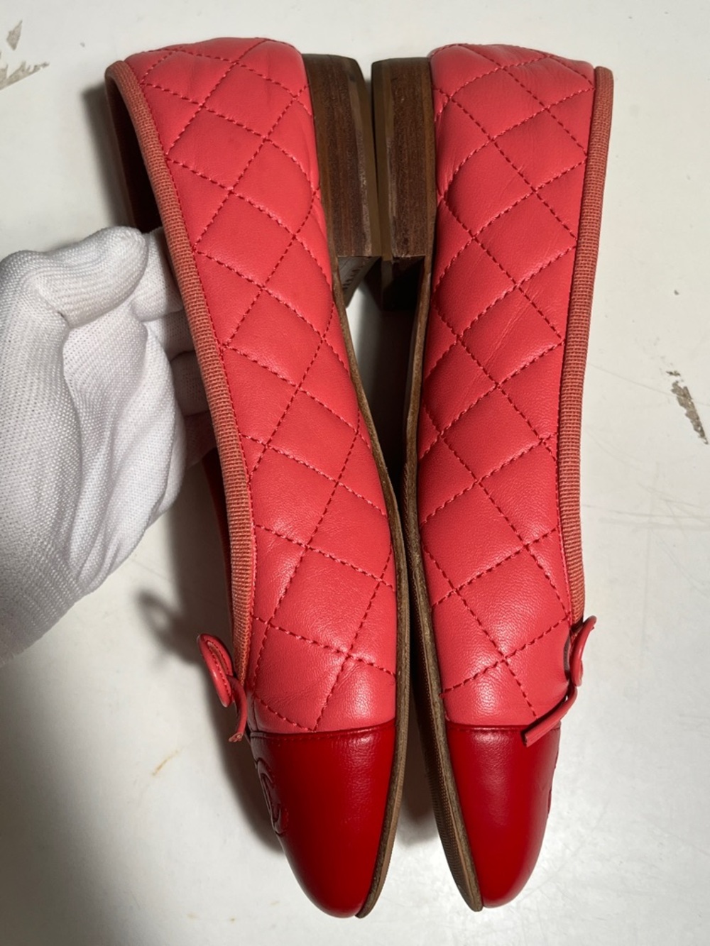 CHANEL Pink & Red Quilted Leather Ballet Flats with Bow - Picture 4 of 10